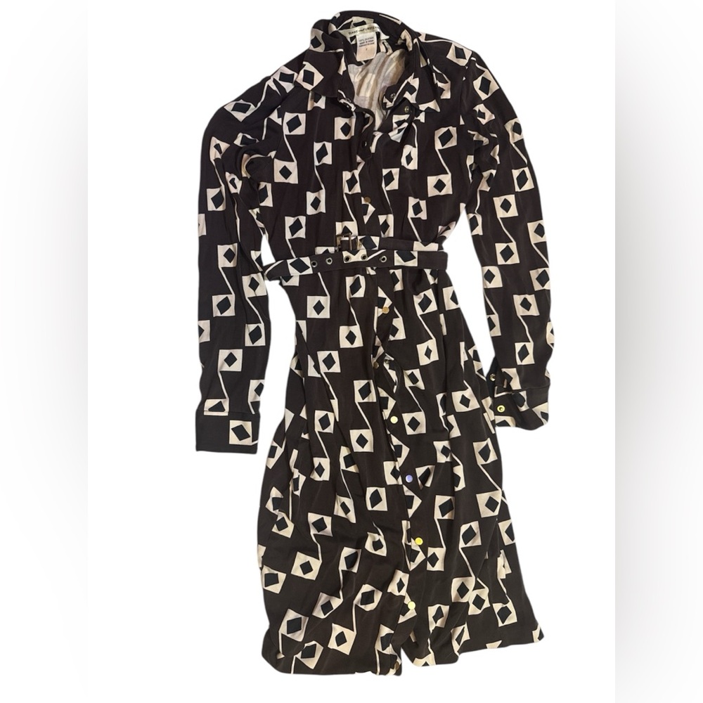 Diane Von Furstenberg DVF Brown and Cream Geometric Pattern Belted Shirtdress
